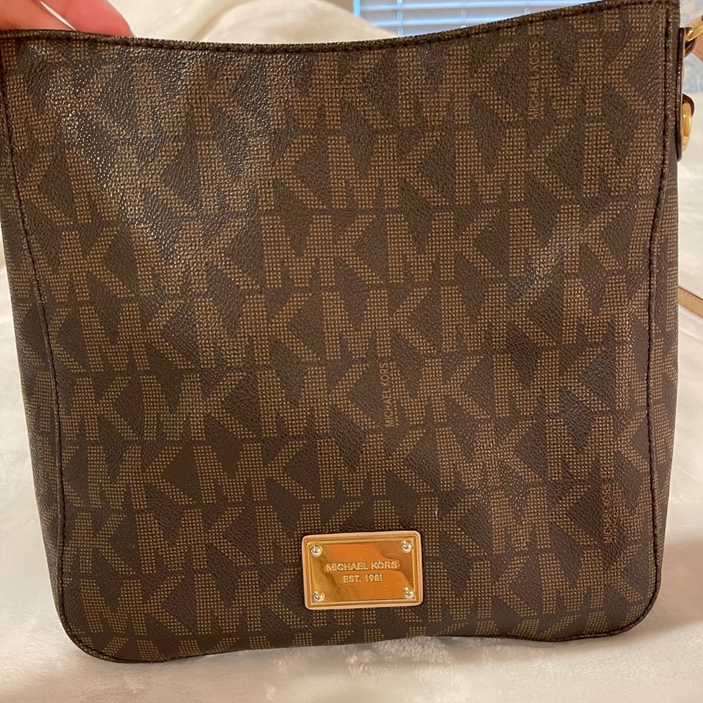 Michael Kors Crossbody Purse